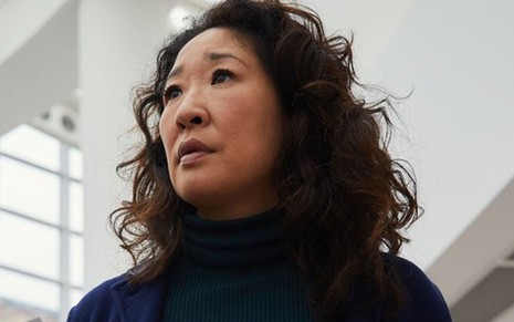A atriz Sandra Oh (ex-Grey's Anatomy) em cena da primeira temporada de Killing Eve - Divulgação/BBC America