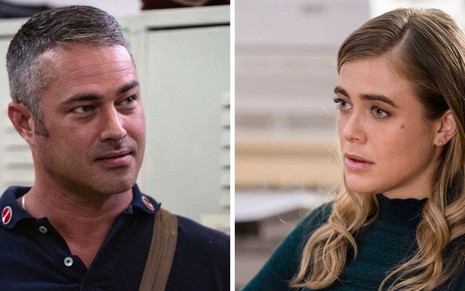 De cabelo grisalho e dentro de um vestiário, Taylor Kinney olha para o lado; Melissa Roxburgh está sentada em uma cadeira