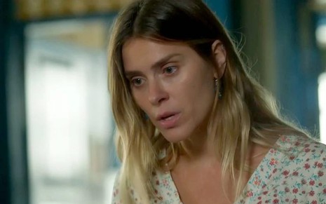 Carolina Dieckmann em cena de O Sétimo Guardião (2018)