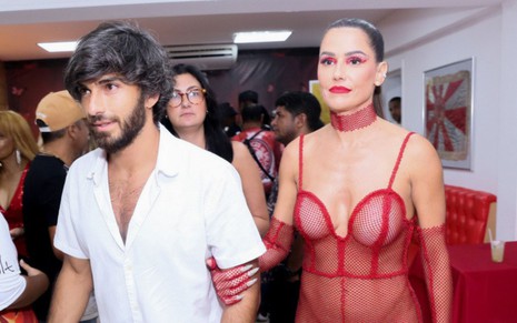 Hugo Moura e Deborah Secco em ensaio no Salgueiro neste fim de semana