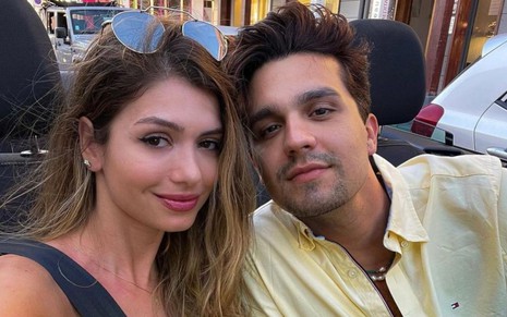 Imagem de Izabela Cunha (à esq.) e Luan Santana