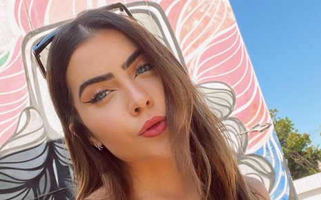 Jade Picon em selfie publicada nas redes sociais