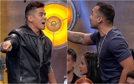Fábio está de pé, veste jaqueta preta e camiseta cinza; Jonathan olha para Fábio e usa camiseta preta