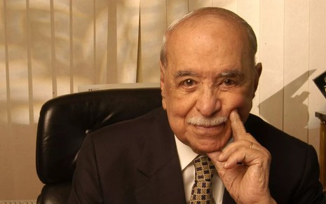Roberto Marinho posa para foto