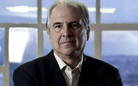Rubens Menin posa para foto