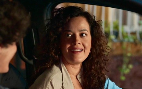 Maeve Jinkings em cena de Vale Tudo como Cecília
