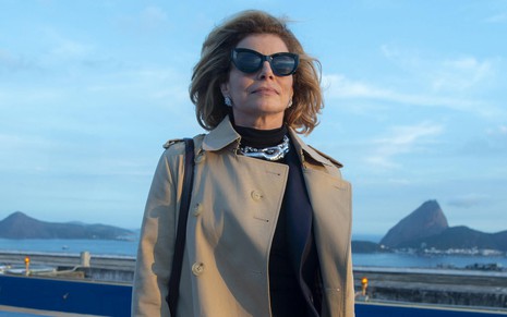 A atriz Debora Bloch como Odete Roitman em cena de Vale Tudo