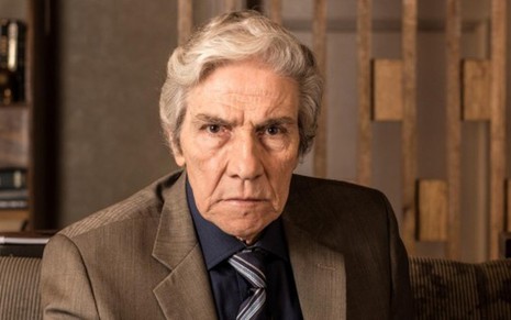 O ator Claudio Cavalcanti, morto aos 73 anos, interpretando Otavio na série Sessão de Terapia, do GNT - Jorge Bispo/GNT