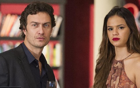 Gabriel Braga Nunes e Bruna Marquezine, como Laerte e Luíza, em cena da novela Em Família (Globo) - Divulgação/Globo